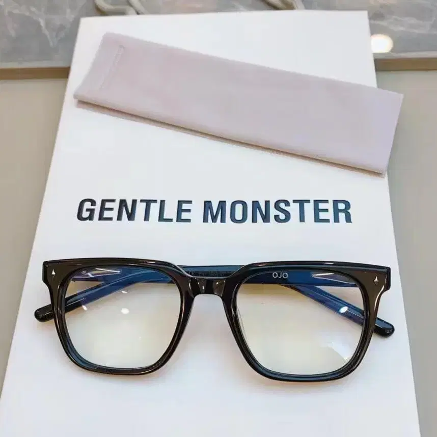Gentle Monster Ojo 01 Sunglasses | Bunjang Global